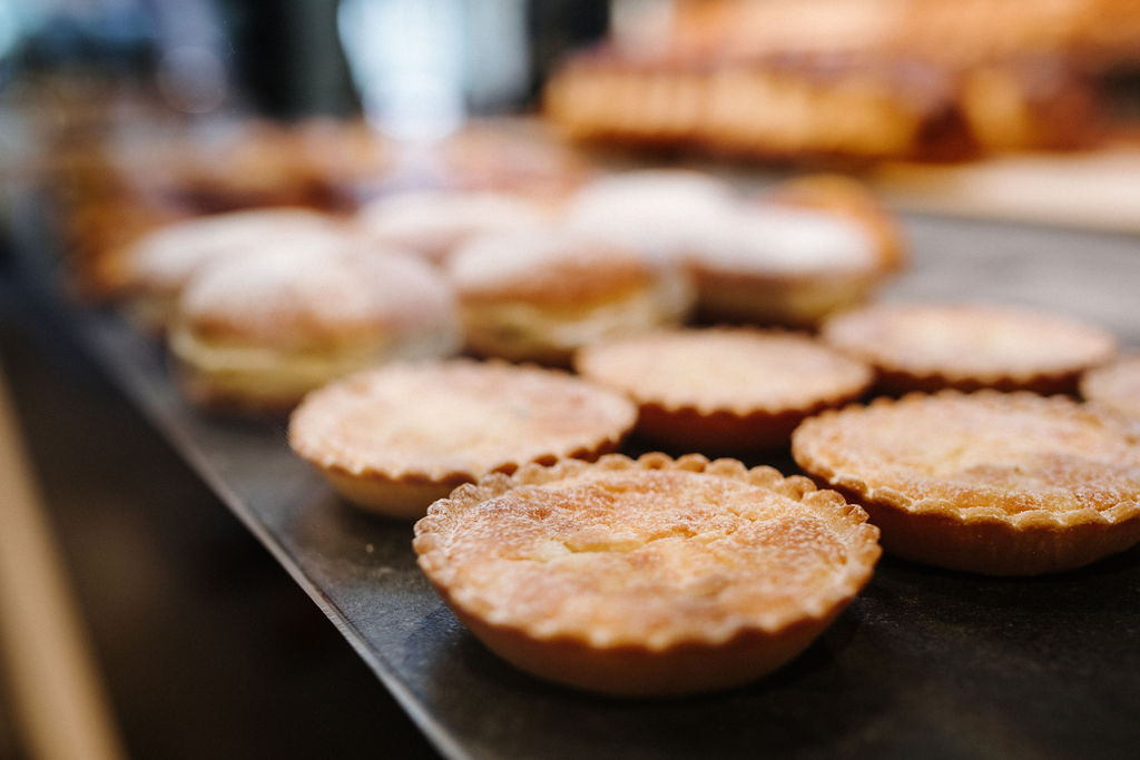 Angebote zum Essen & Trinken in der Markthalle Bärau, direkt gegenüber dem Pumptrack
